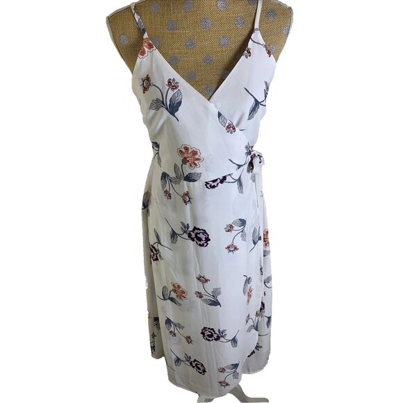 LOFT Dresses & Skirts - Ann Taylor Loft Floral Print Ruffled Wrap Dress White Side Tie Small Event Flora